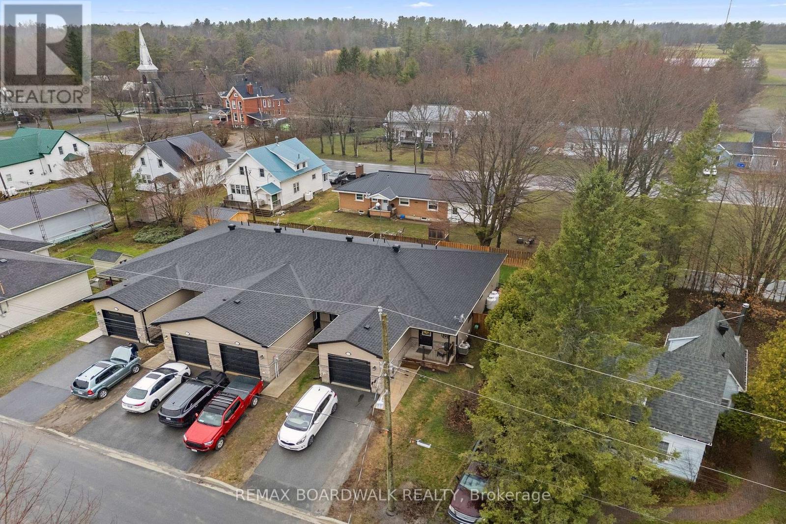 C - 32 DAVID STREET — photo 6