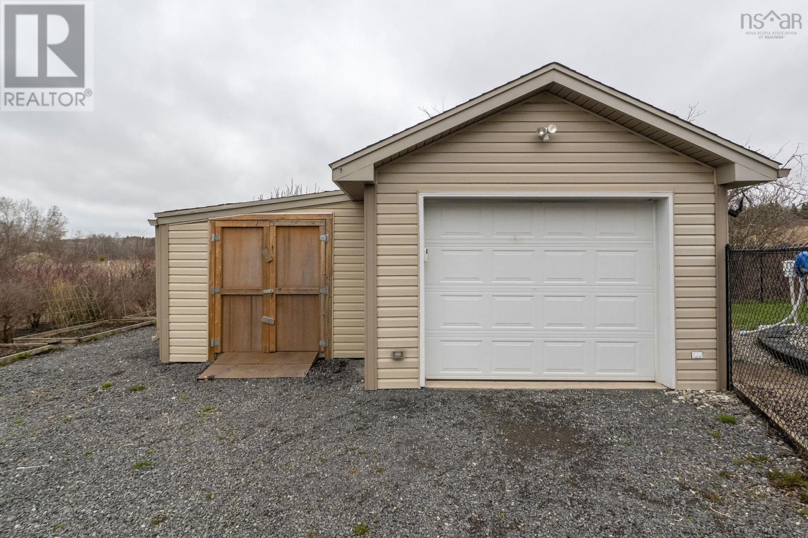 160 Underwood Road — photo 37