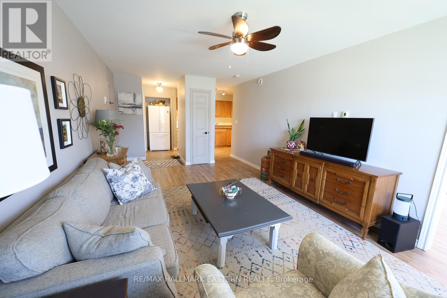6 - 122 HOMEWOOD AVENUE — photo 6