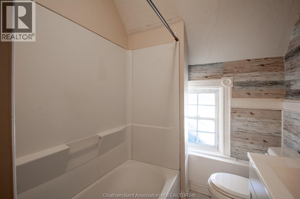31 Adelaide STREET North, Chatham, Ontario, N7M4K2 — Photo 36