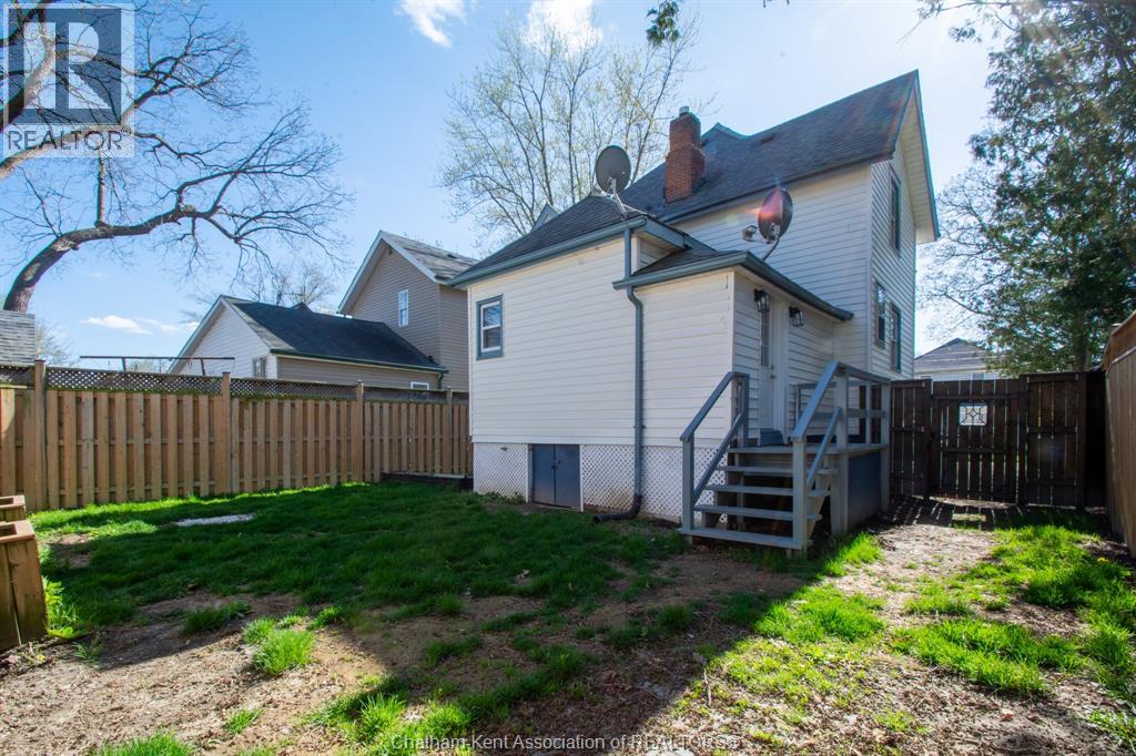 31 Adelaide STREET North, Chatham, Ontario, N7M4K2 — Photo 4