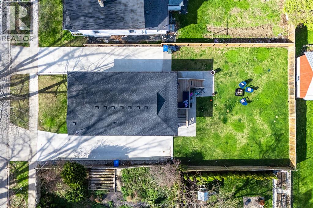 36 Victoria AVENUE South - 31