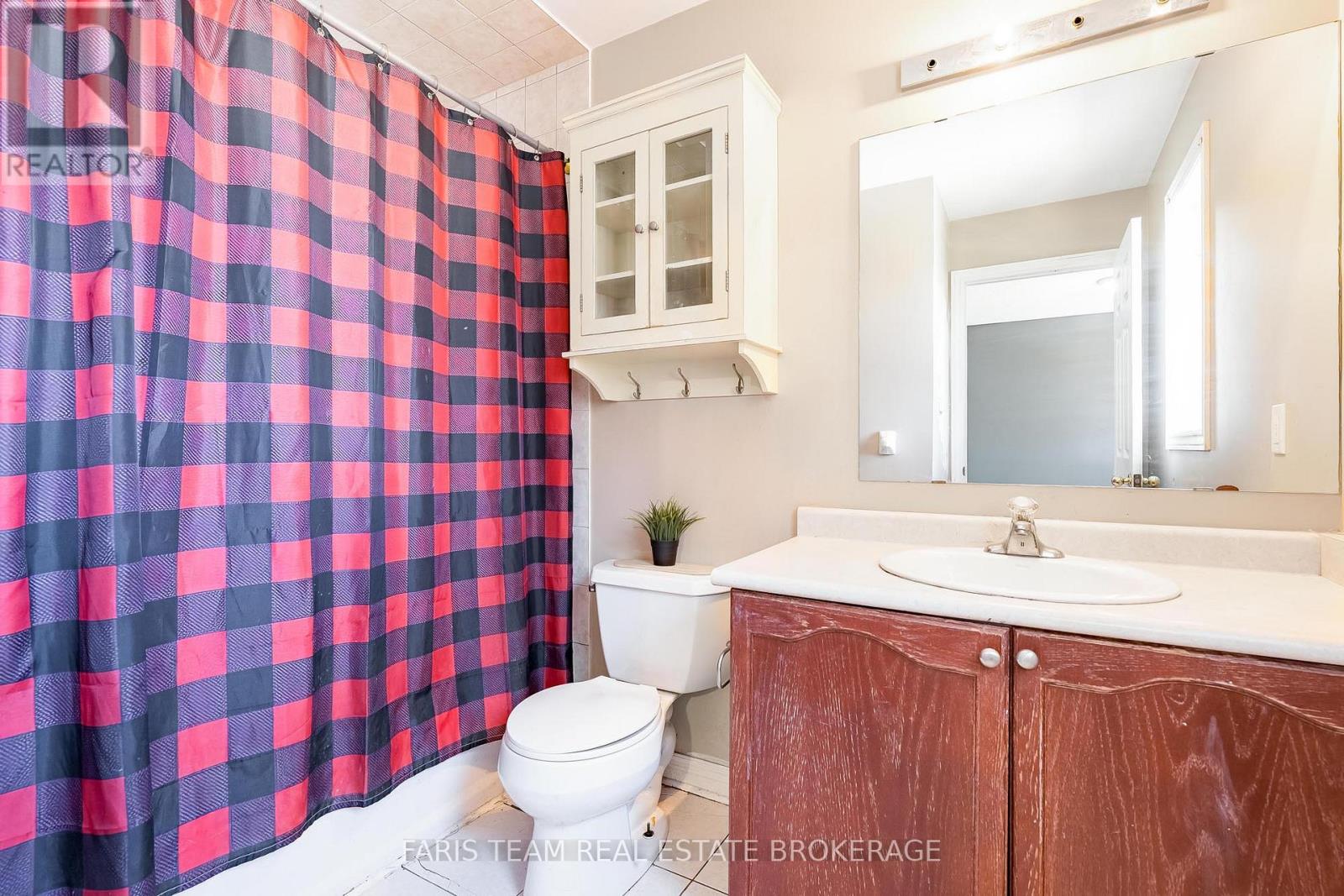 203 THRUSHWOOD DRIVE — photo 15