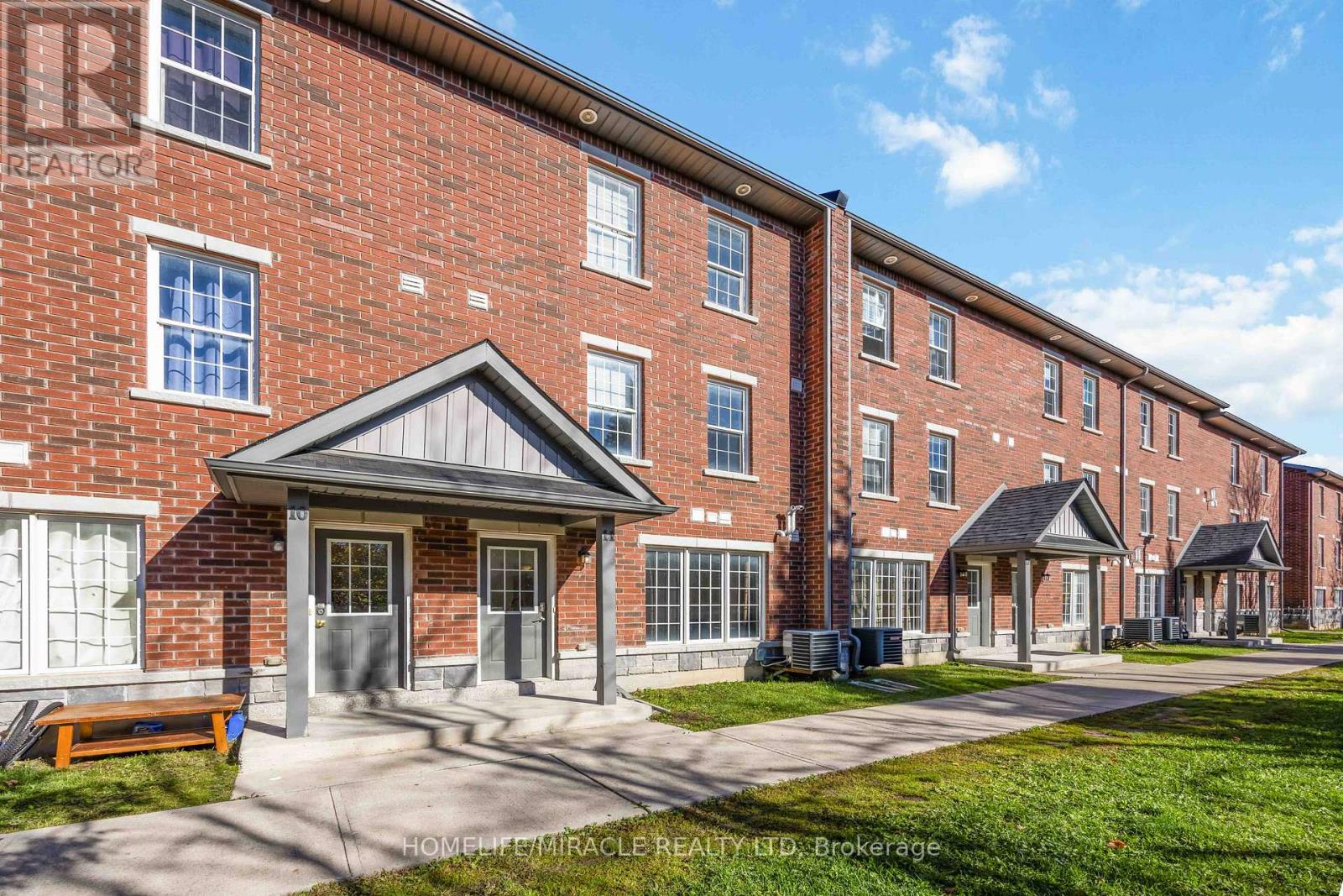 #11 244 PENETANGUISHENE ROAD - 1