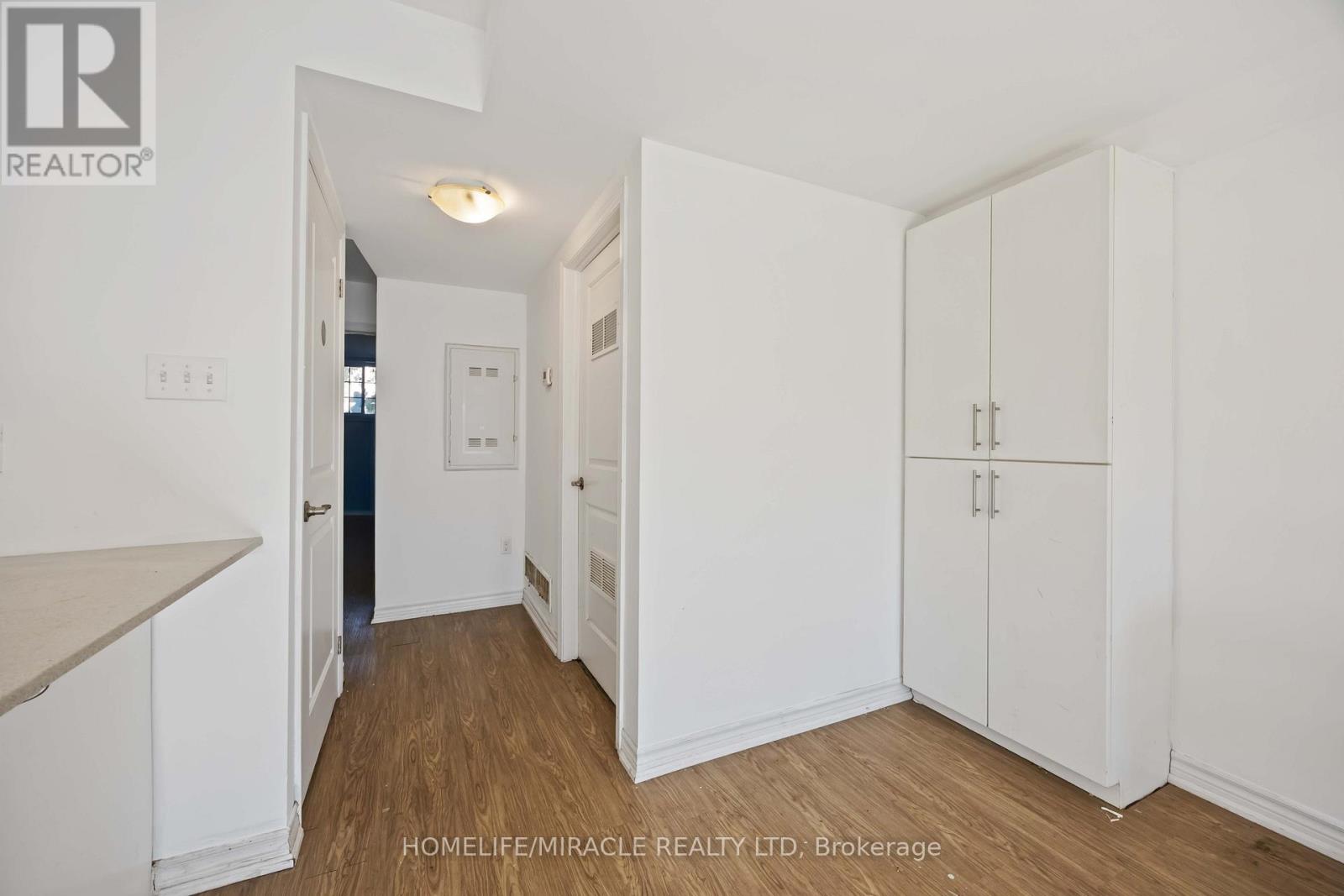 #11 244 PENETANGUISHENE ROAD - 15