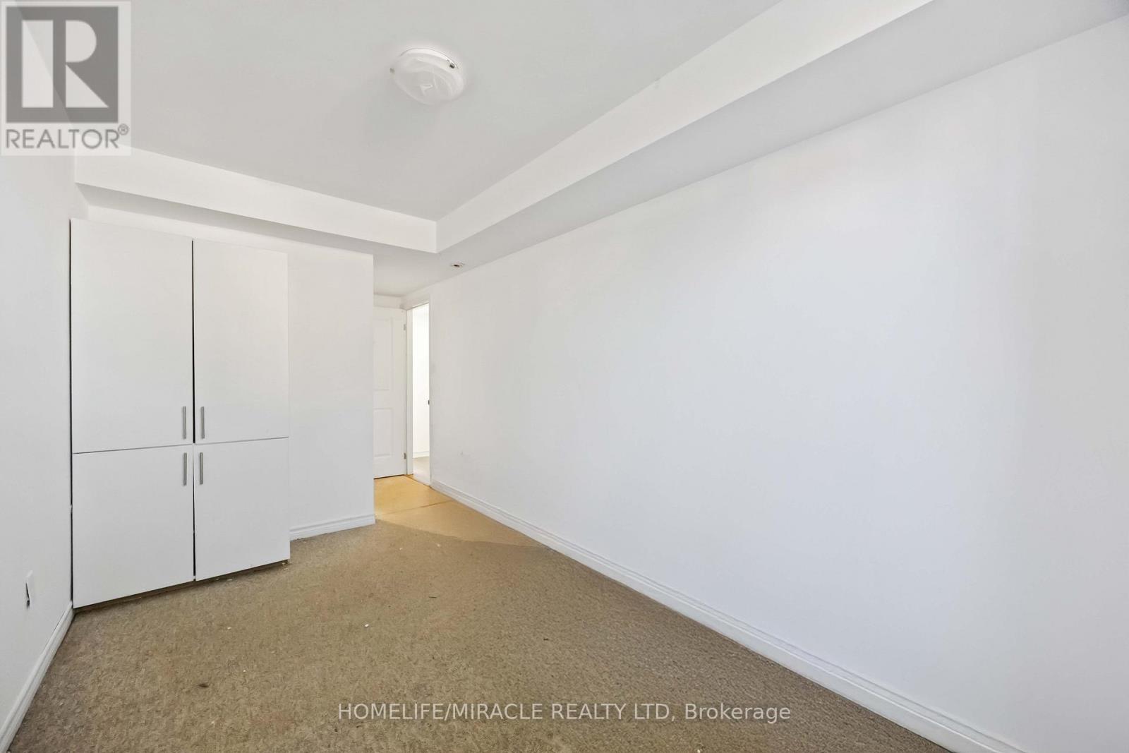 #11 244 PENETANGUISHENE ROAD - 23