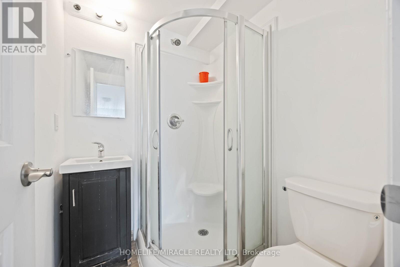 #11 244 PENETANGUISHENE ROAD - 27