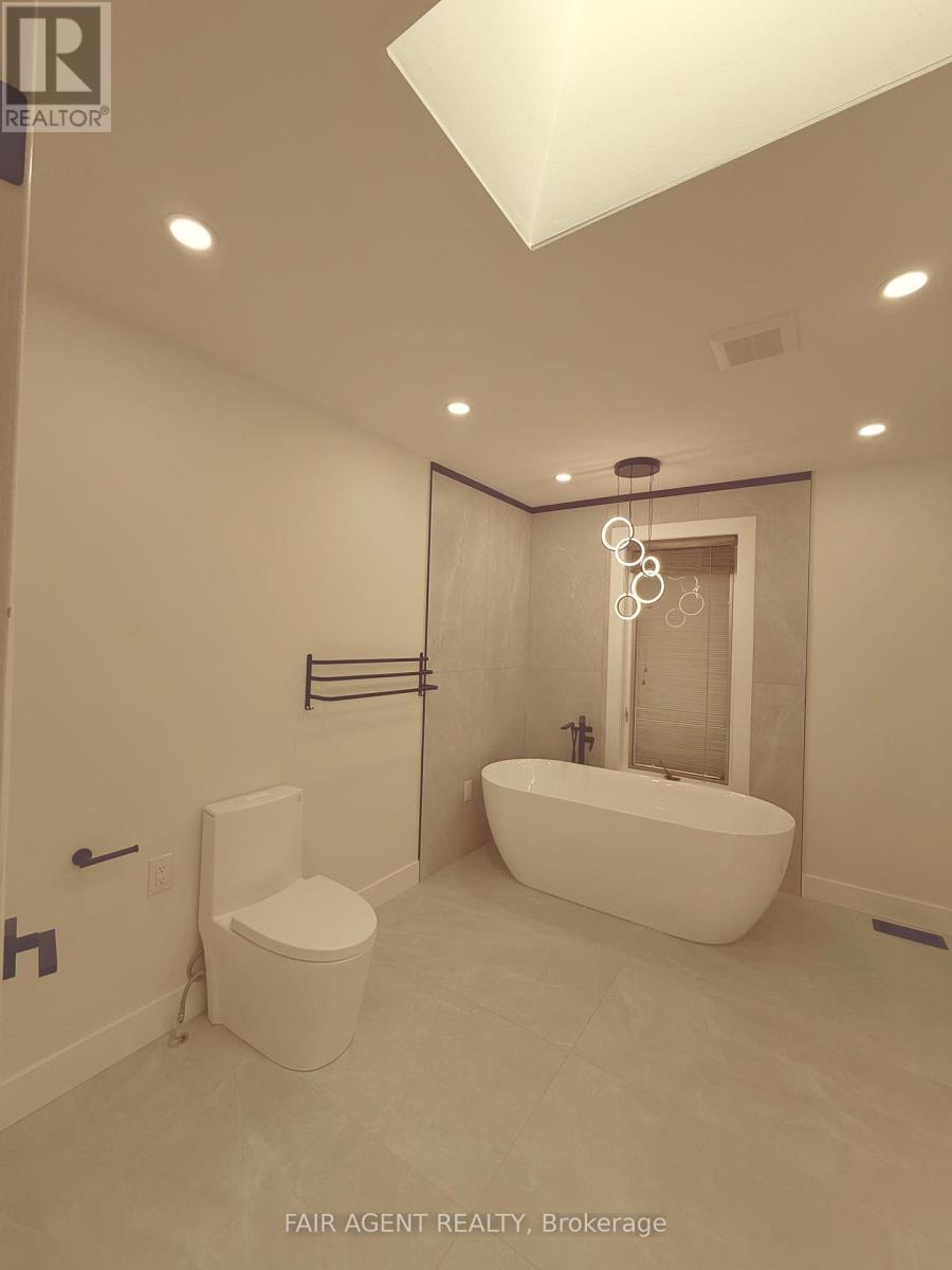 18 TOBIN COURT - 12