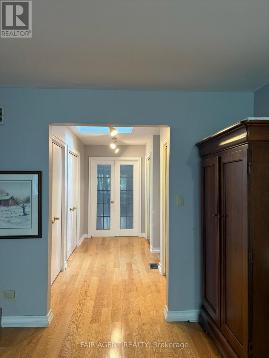18 TOBIN COURT - 9