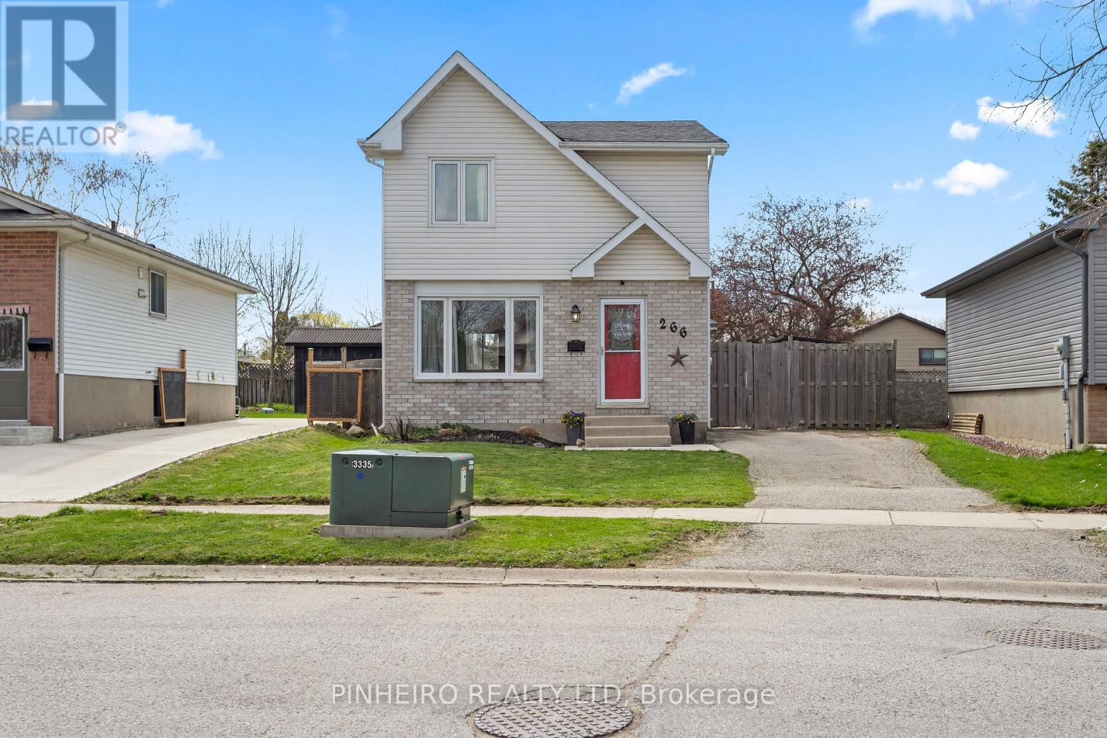 266 ARDSLEY CRESCENT - 1