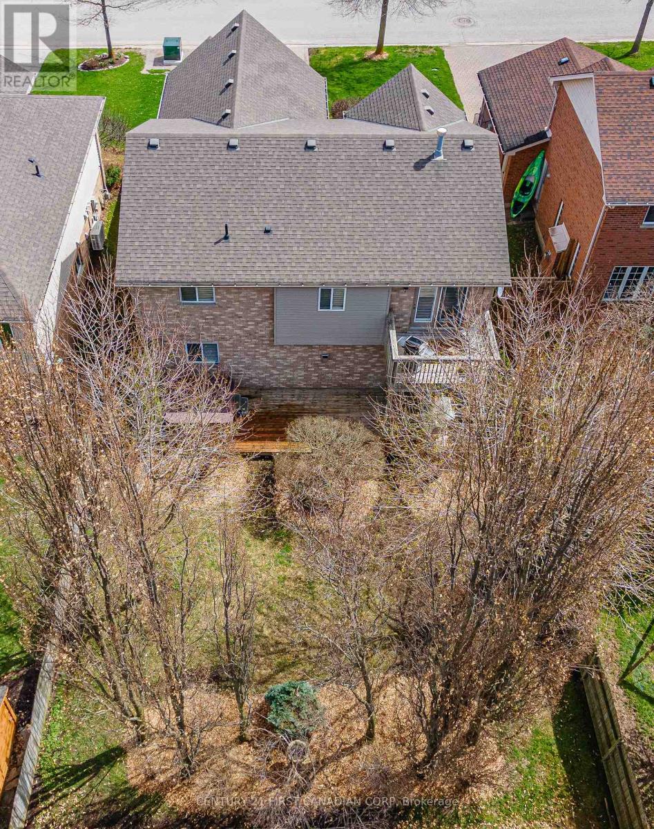 4 OAKWOOD COURT - 46