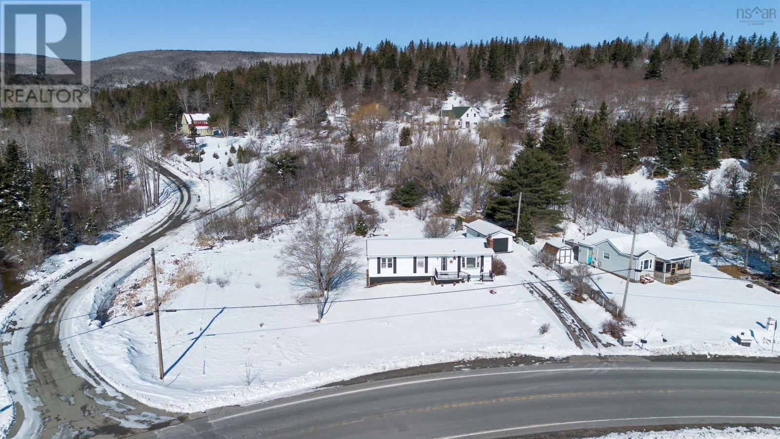 49742 Cabot Trail — photo 36