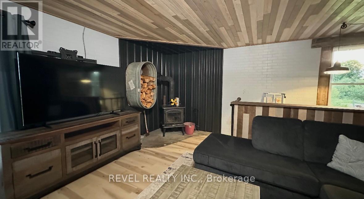 680 PELTOLA ROAD - 14