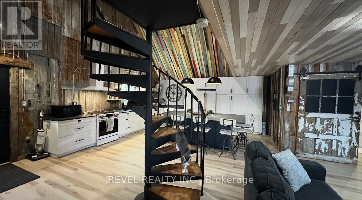 680 PELTOLA ROAD - 17