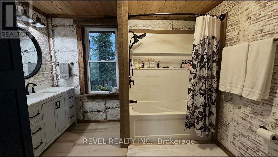680 PELTOLA ROAD - 20