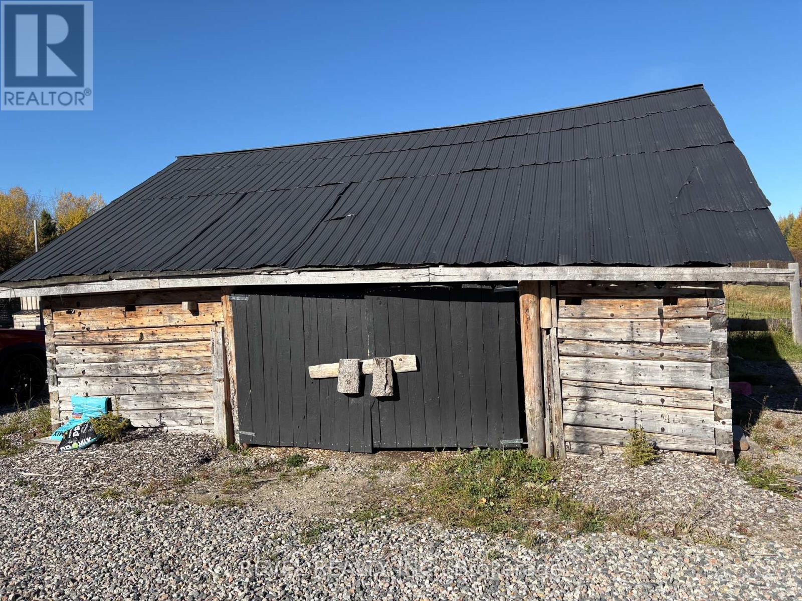680 PELTOLA ROAD - 39