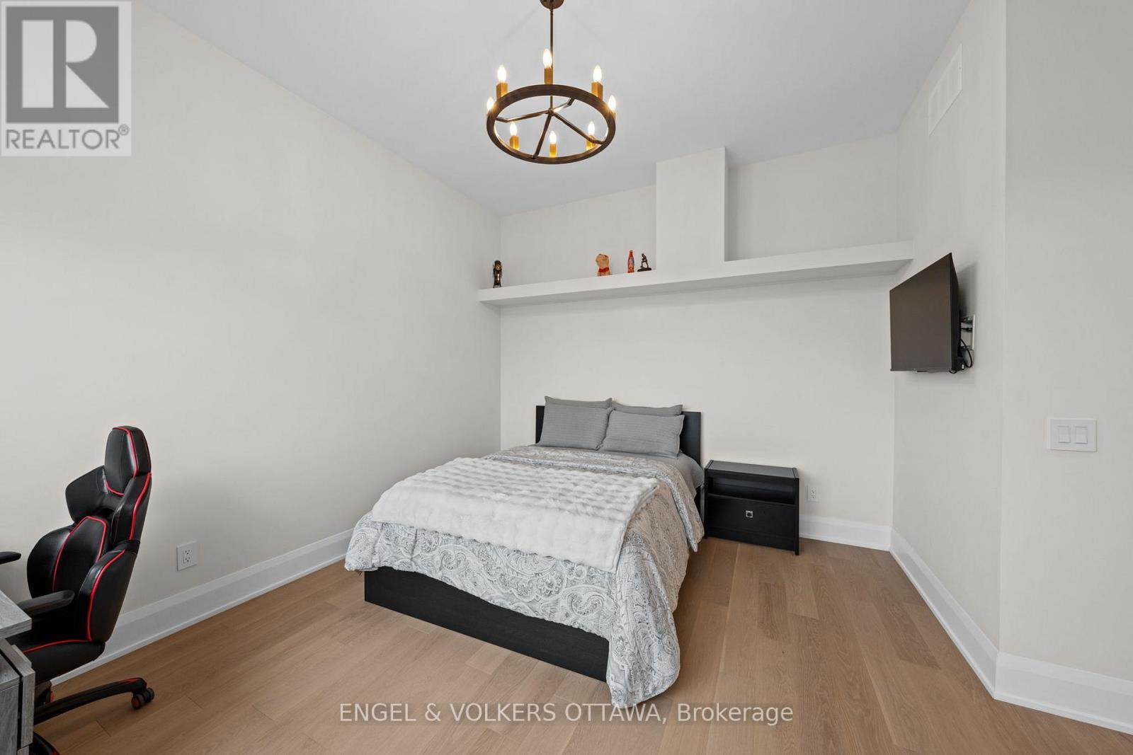 1600 NIGHTSHADE PLACE - 30