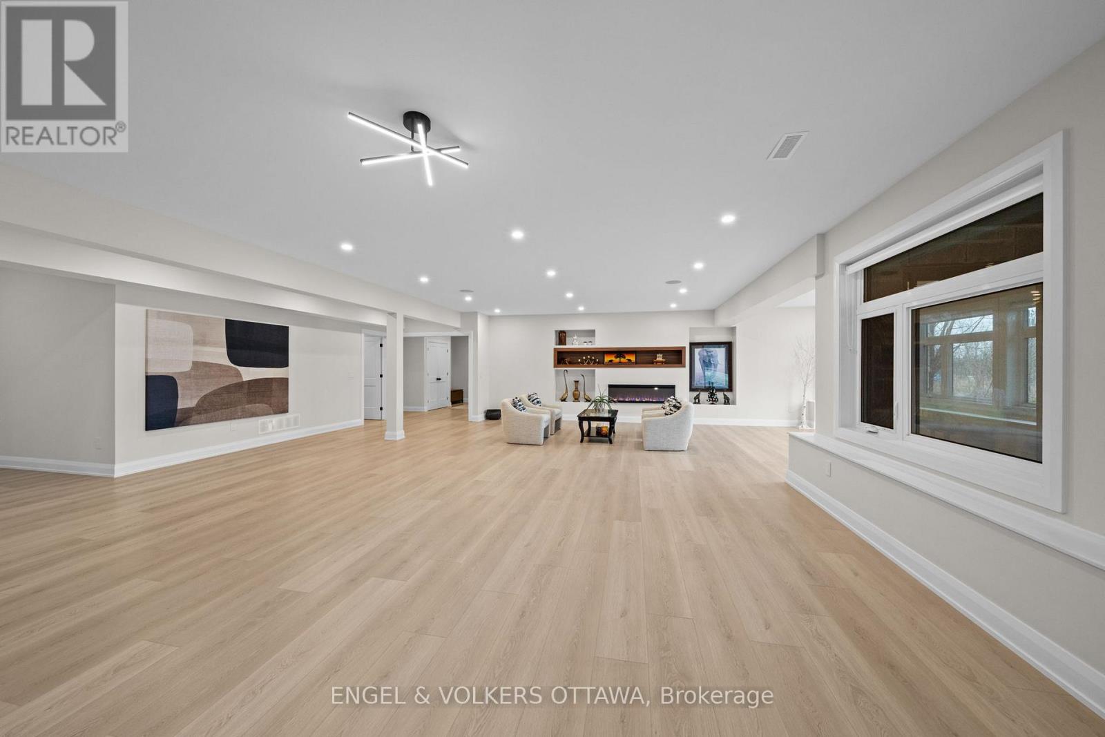 1600 NIGHTSHADE PLACE - 35