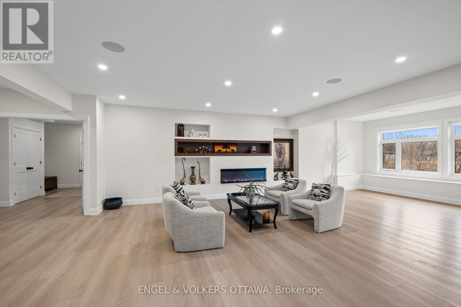 1600 NIGHTSHADE PLACE - 37