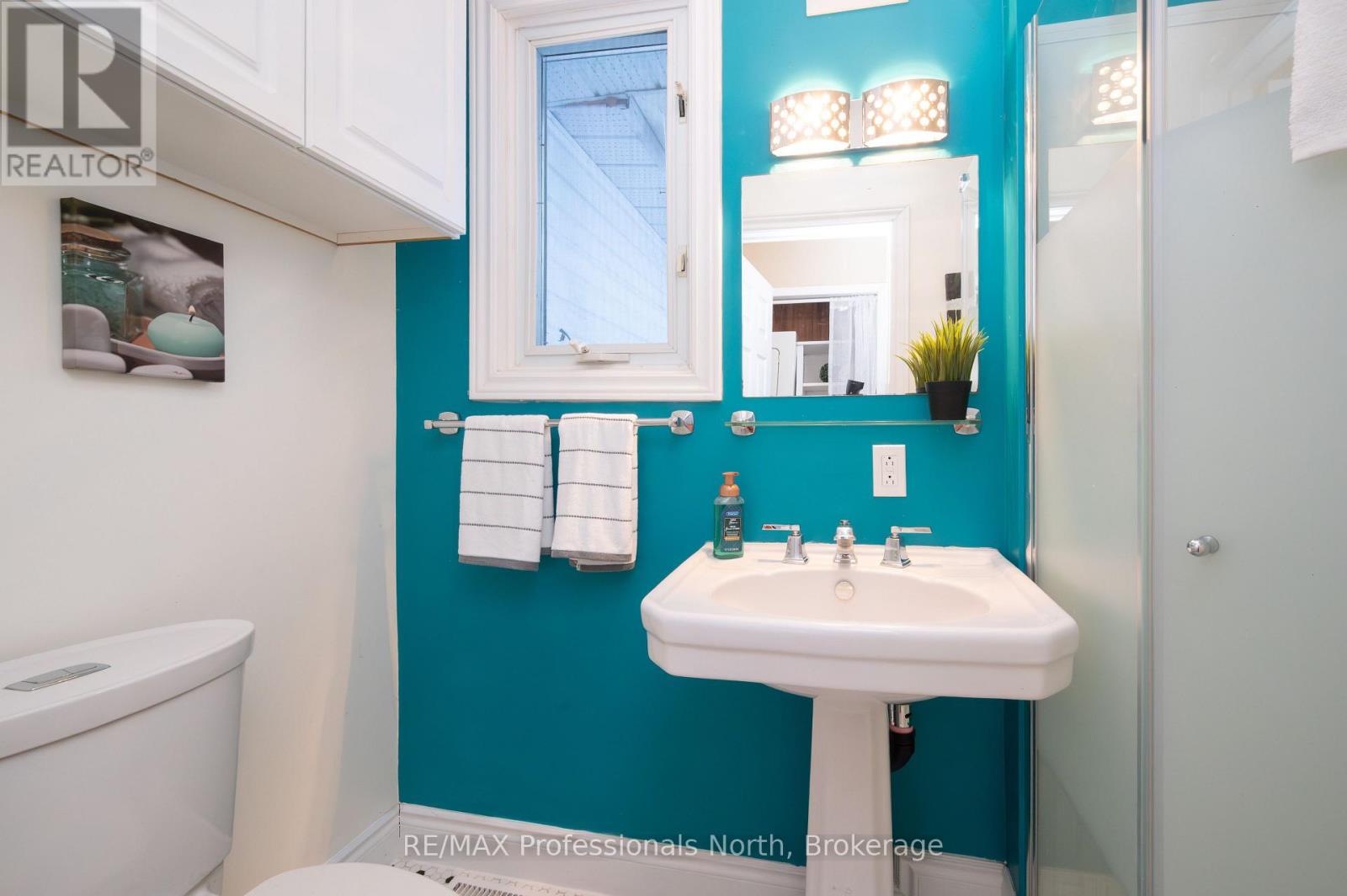 Main floor 3 pc bath