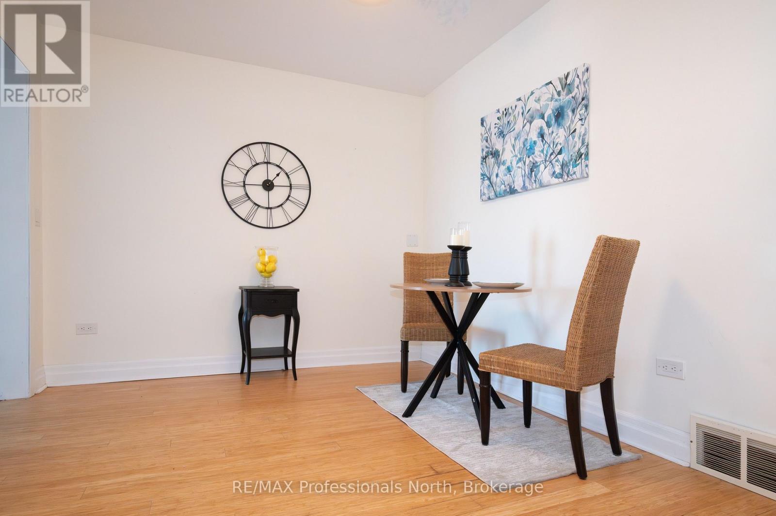 Separate dining room