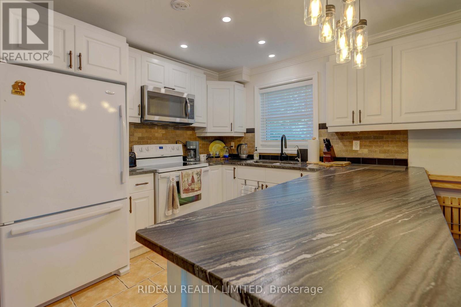 133 SWAN LANE, Rideau Lakes, Ontario, K0G1V0 — Photo 10