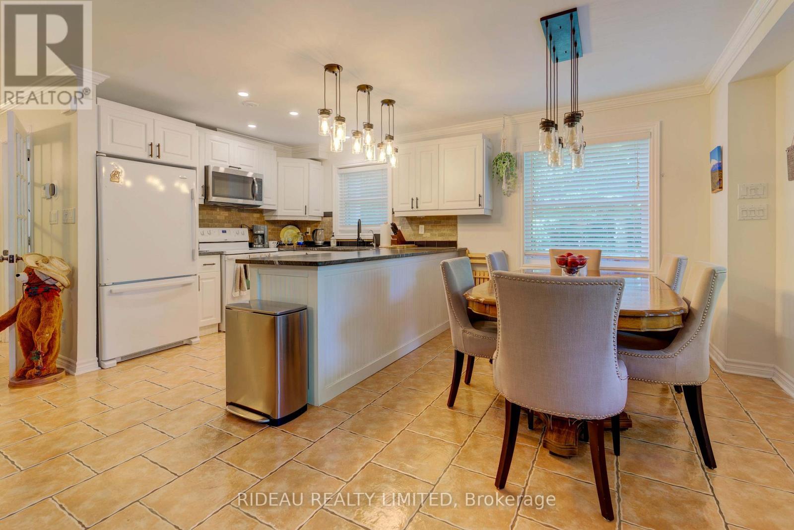 133 SWAN LANE, Rideau Lakes, Ontario, K0G1V0 — Photo 9