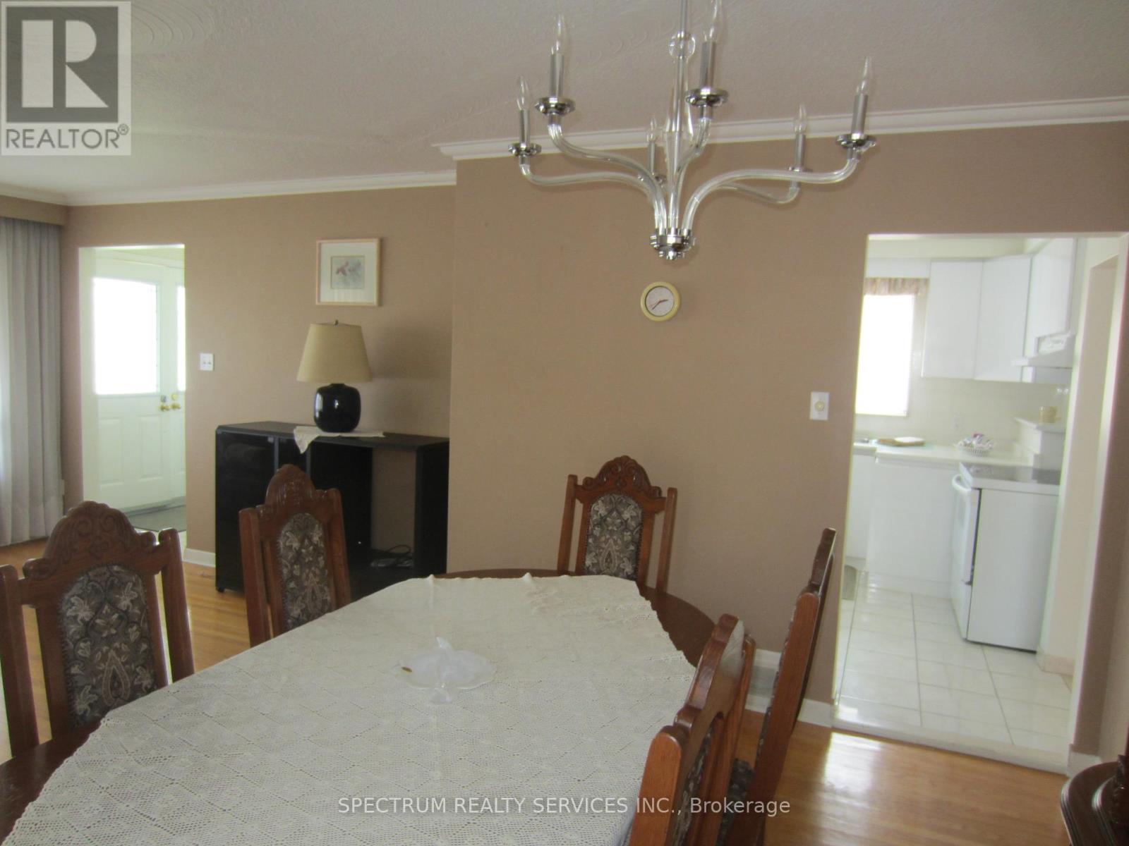 409 PATRICIA AVENUE - 15