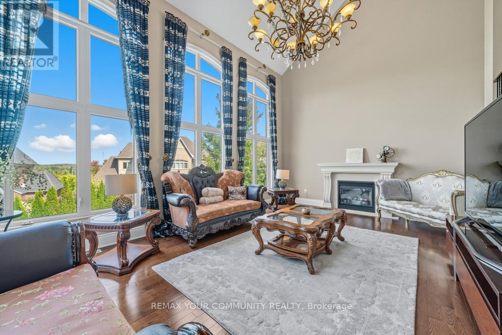 22 LONGTHORPE COURT - 13