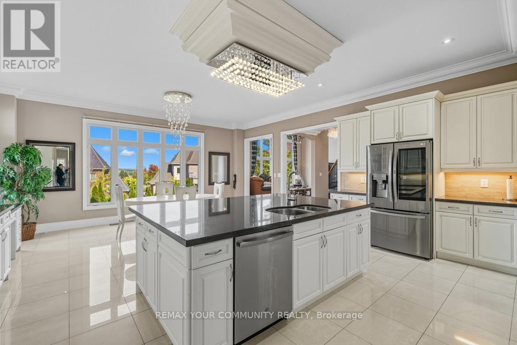 22 LONGTHORPE COURT - 20