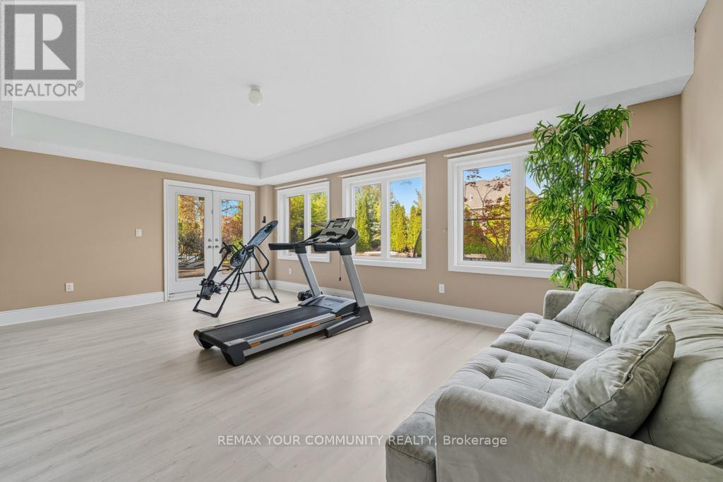 22 LONGTHORPE COURT - 36