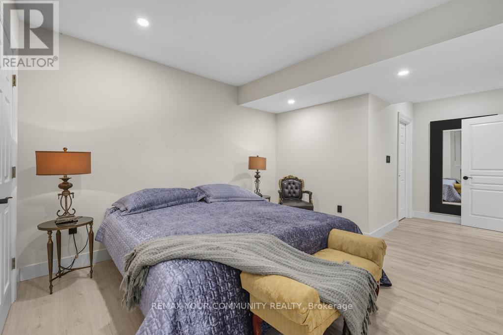 22 LONGTHORPE COURT - 43