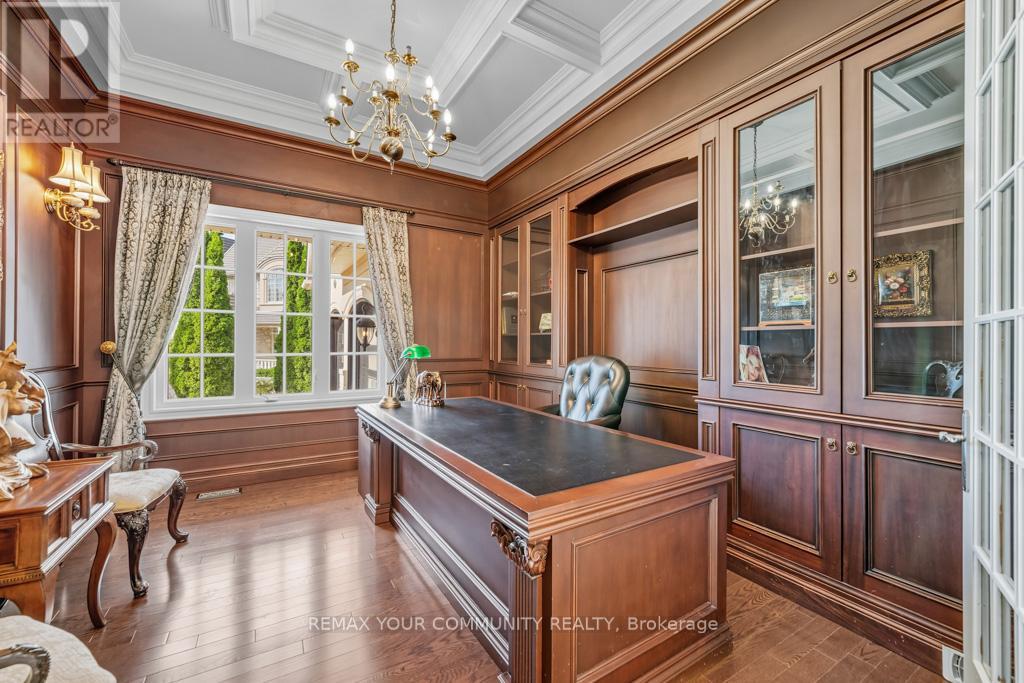 22 LONGTHORPE COURT - 6