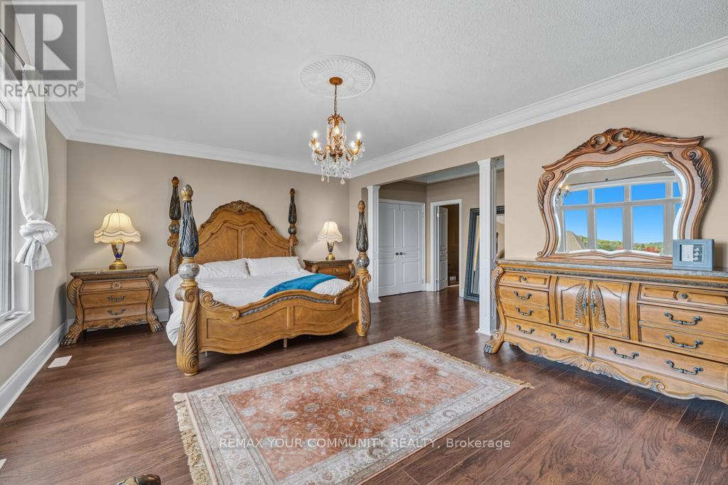 22 LONGTHORPE COURT - 23