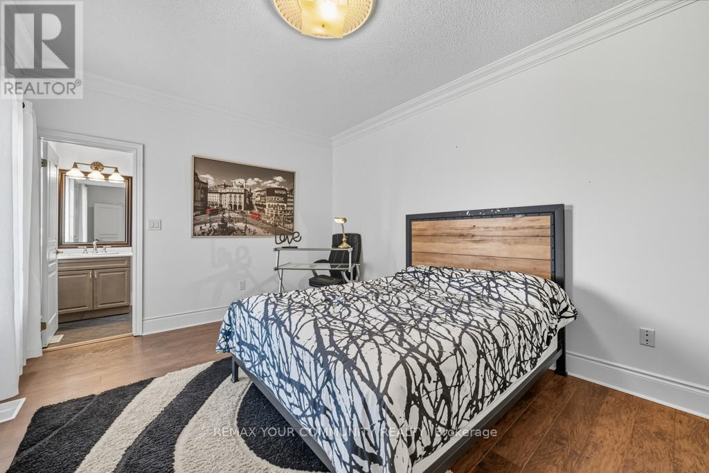 22 LONGTHORPE COURT - 30