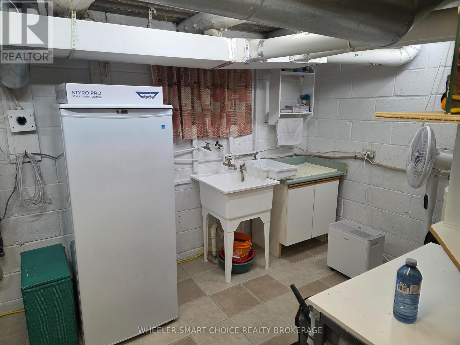 40 ST LAURENT AVENUE - 38