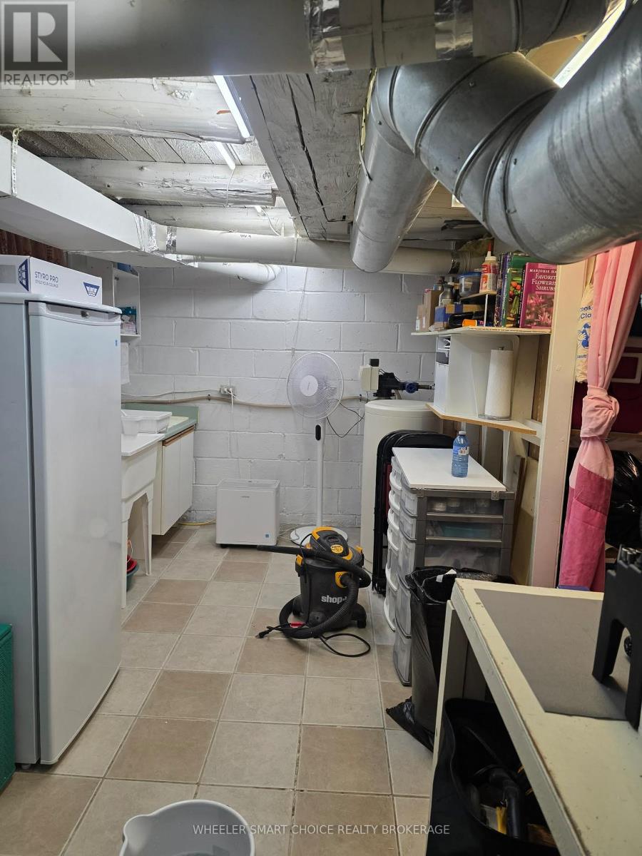 40 ST LAURENT AVENUE - 37