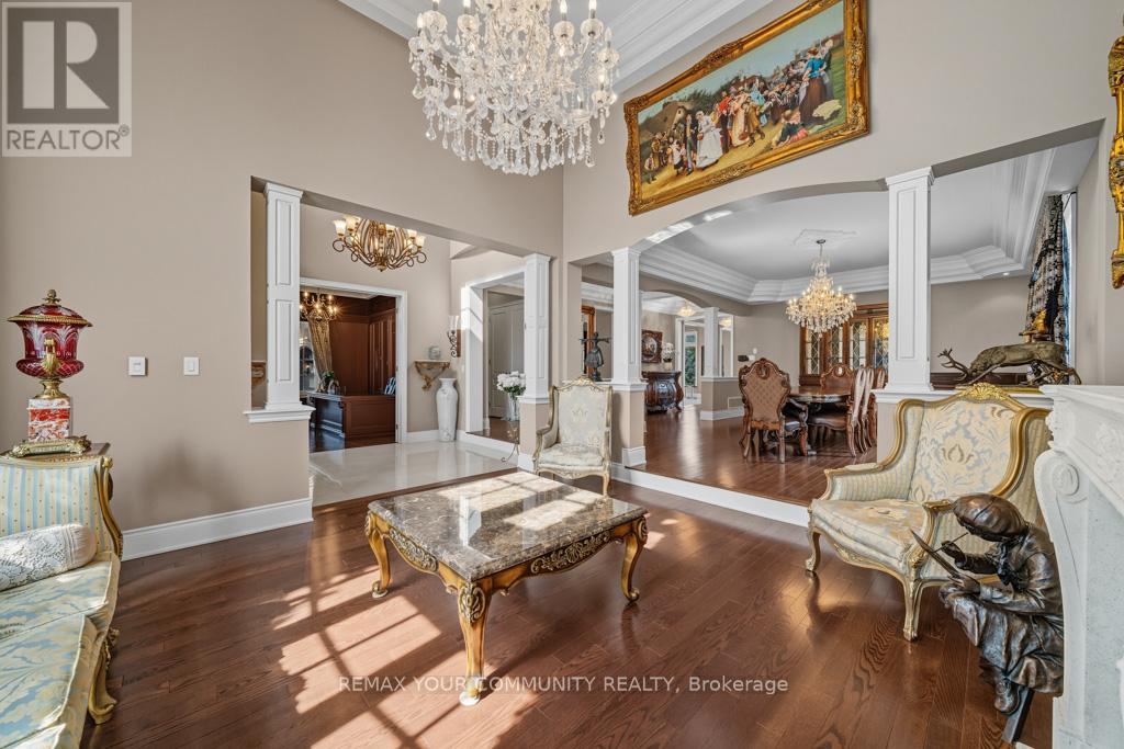 22 LONGTHORPE COURT - 5