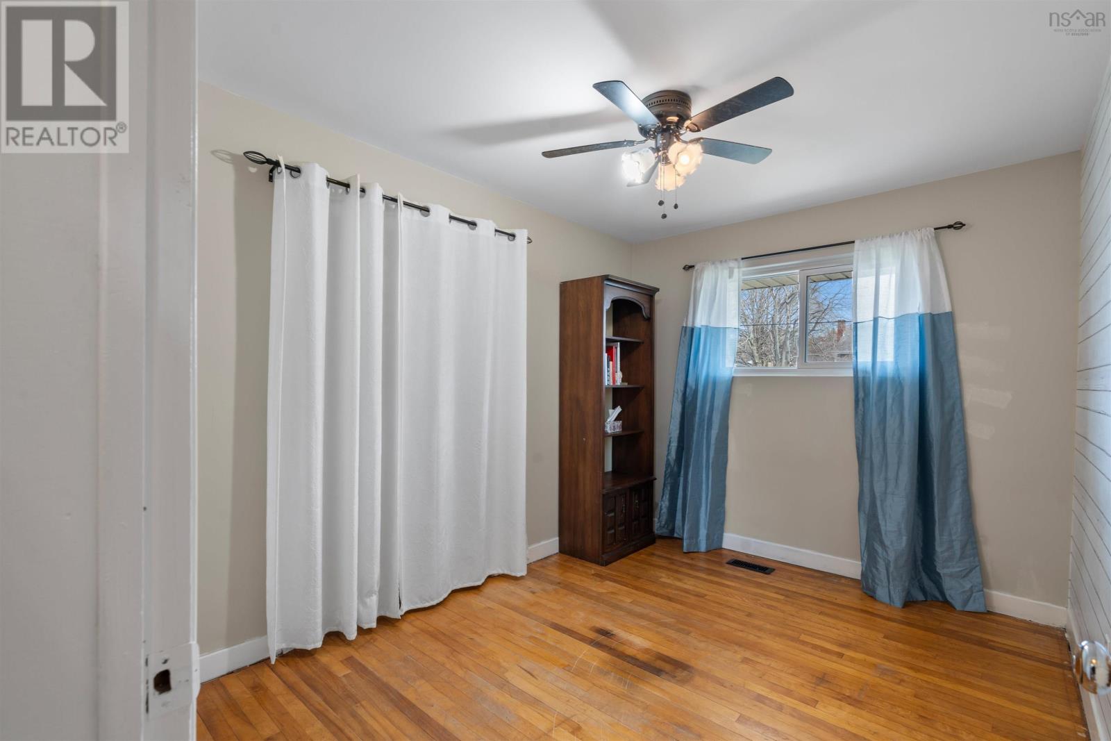 Property 29 of 33 of 355 Spring Avenue