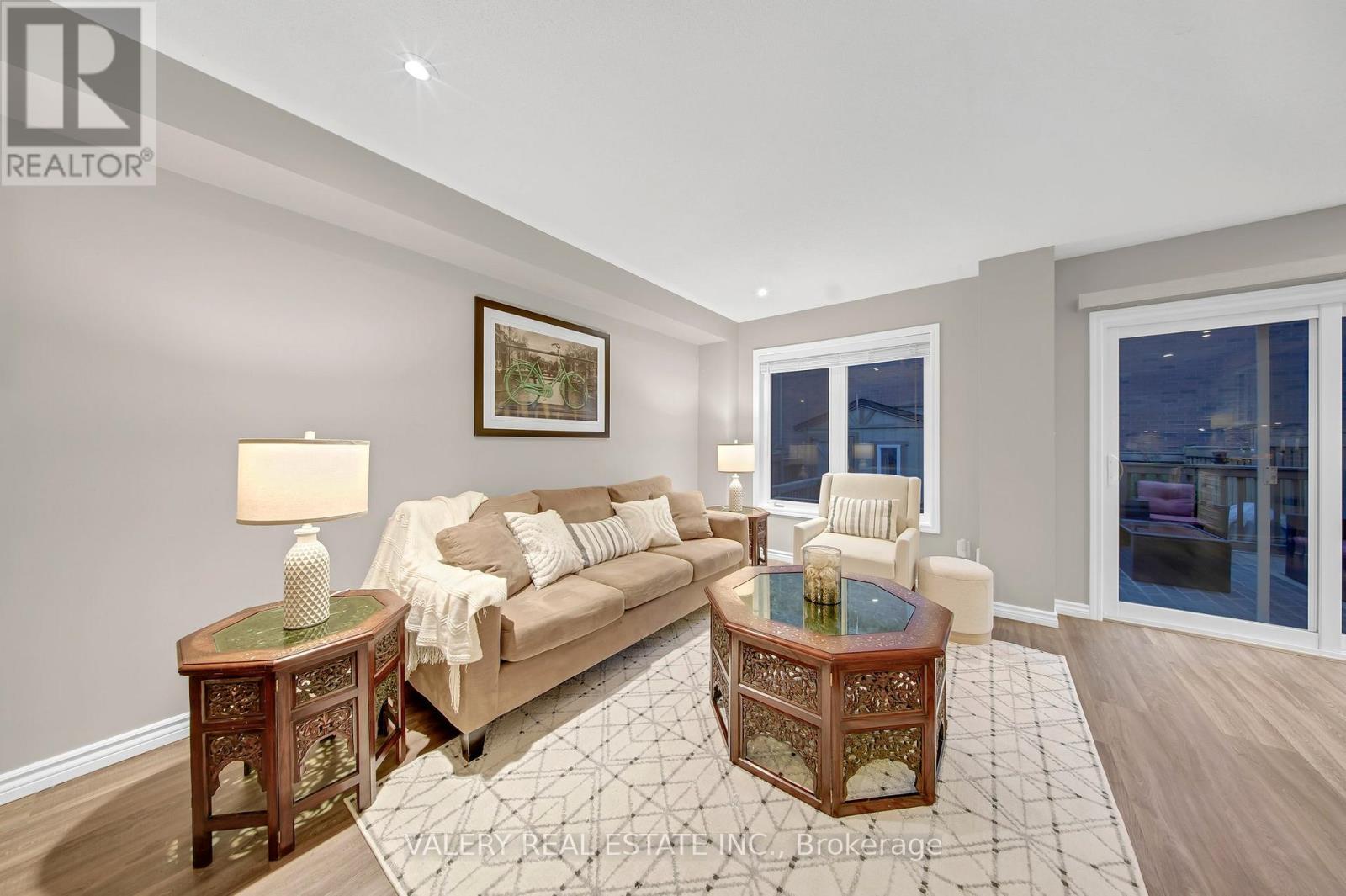 2442 EQUESTRIAN CRESCENT — photo 7