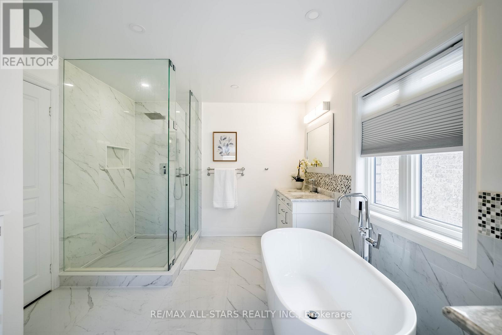 38 SUGARDALE STREET — photo 34