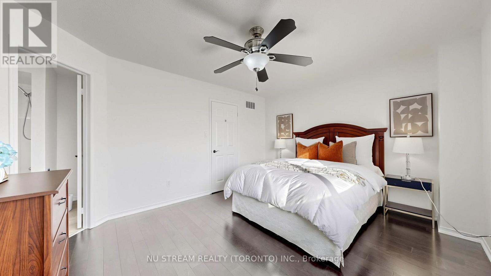 528 VEALE PLACE - 16