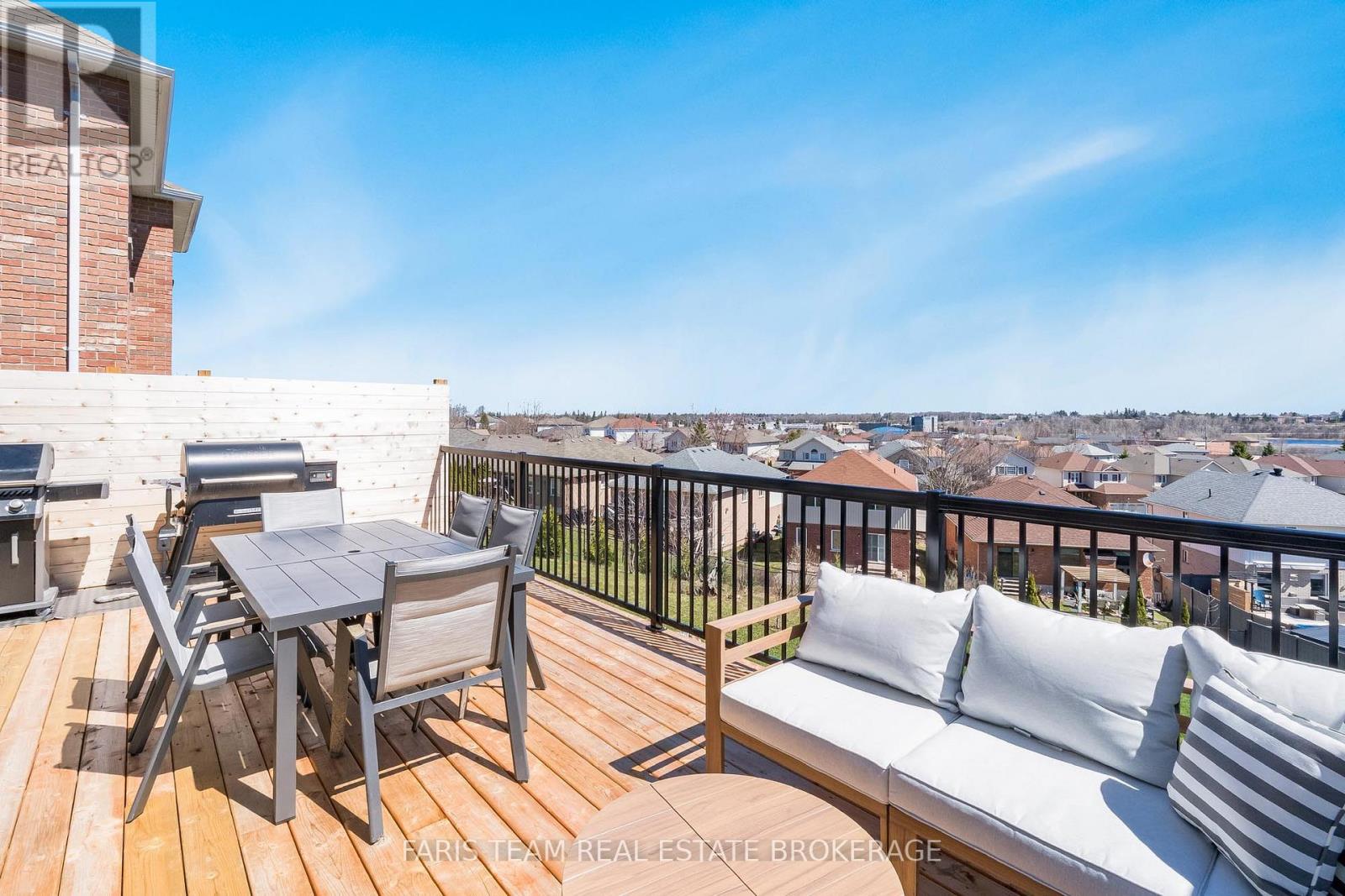 3117 EMPEROR DRIVE - 36