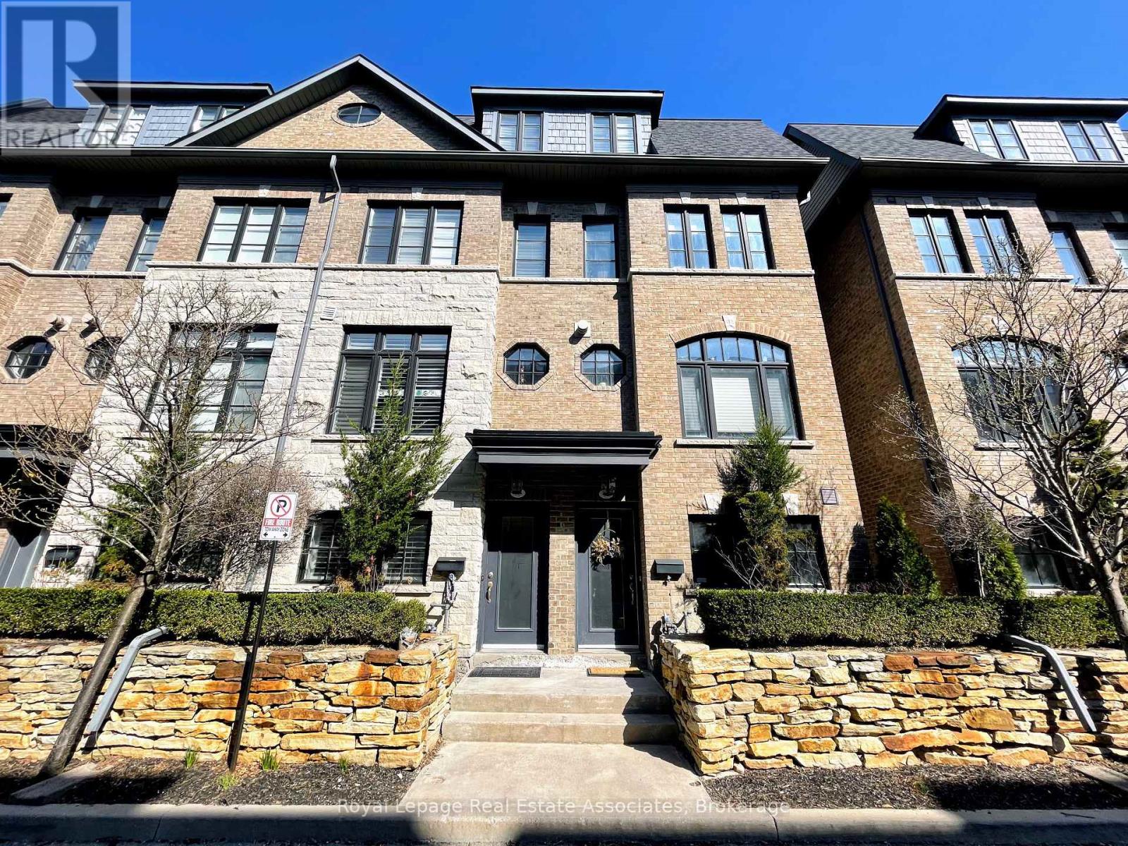 Listing photo of 56 LOBO MEWS