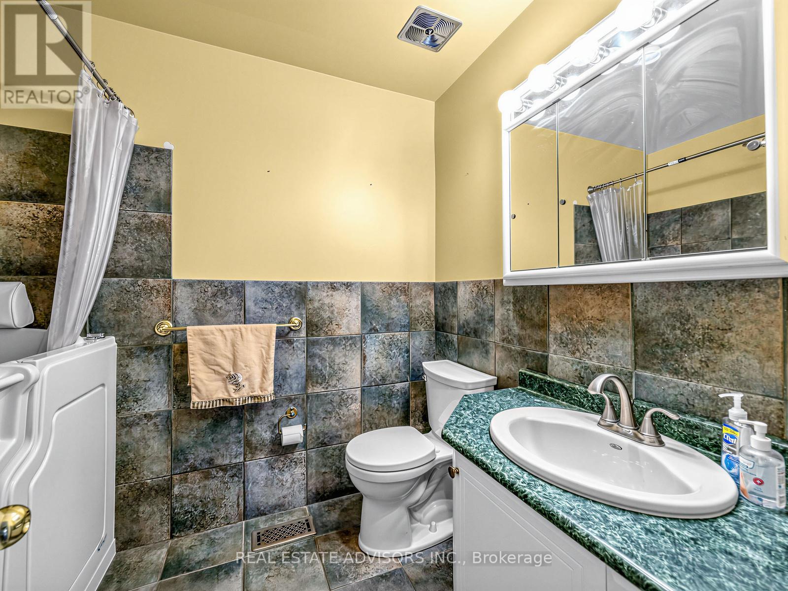 175 LINDYLOU ROAD - 14