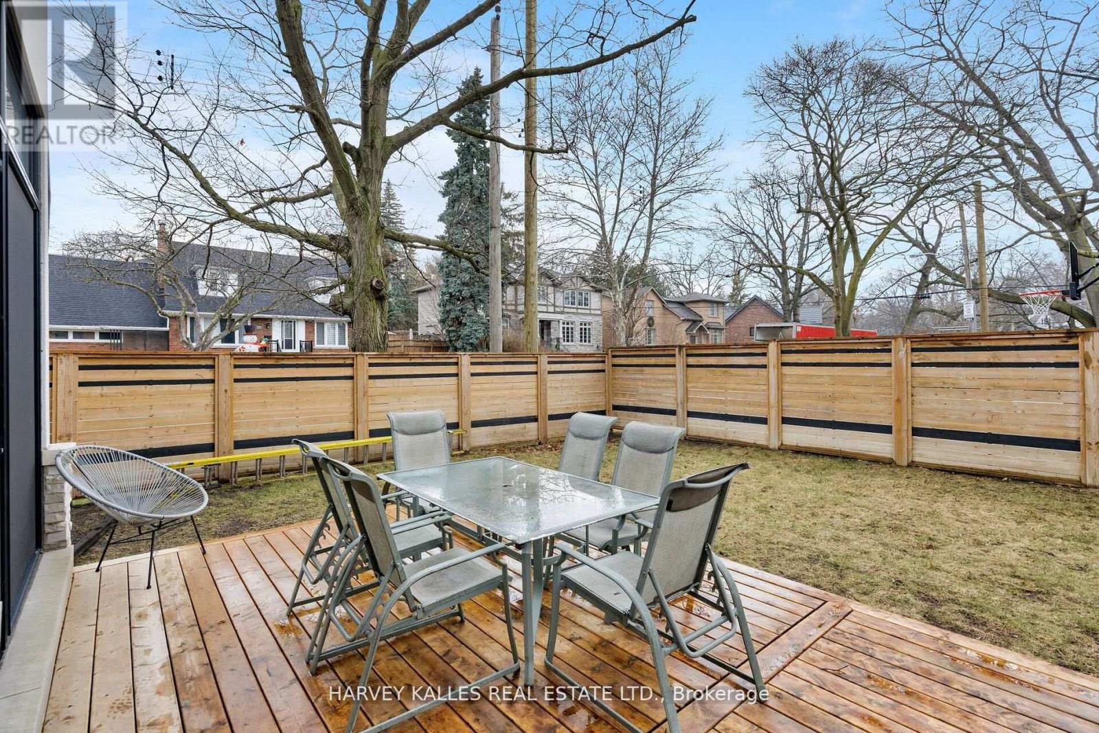 43 BALLACAINE DRIVE - 23