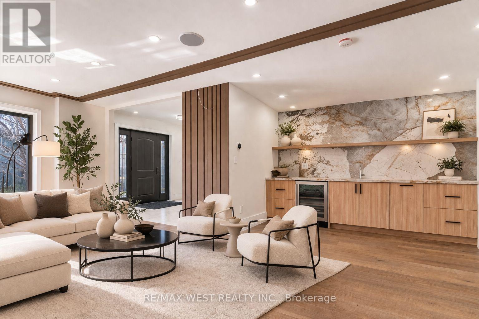 29 BLAKETON ROAD - 7