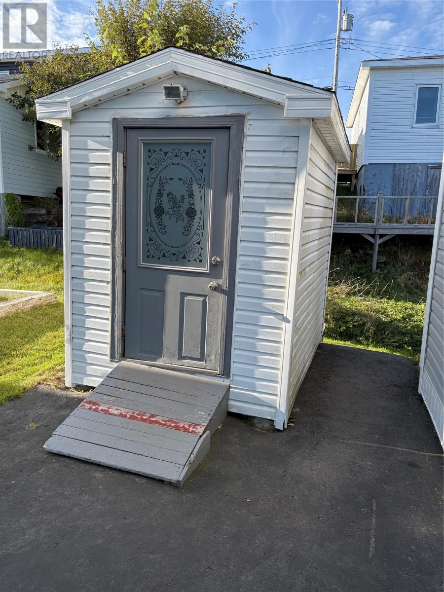 5 SECOND AVENUE - 12