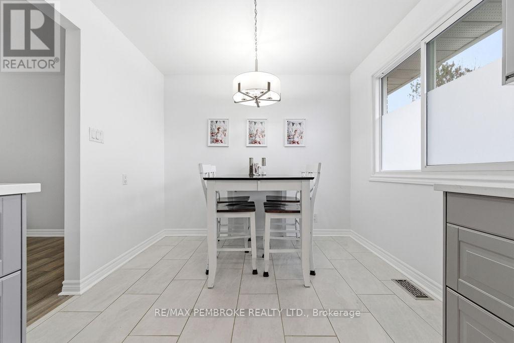 34 JOHN STREET — photo 12