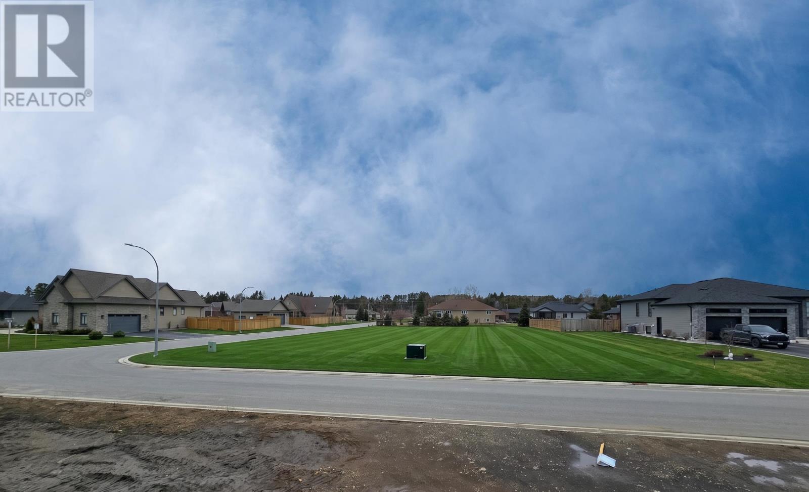 2103 MAGNOLIA DR, THUNDER BAY, Ontario, P7K0J3 — Photo 8